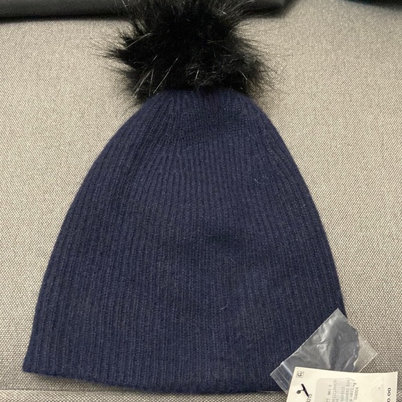 Saks Fifth Avenue Accessories - NWT Cashmere PomPom hat